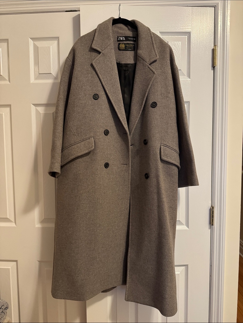 ZARA Women’s Double-Breasted 100% Italian Wool Overcoat in Taupe - Size XL